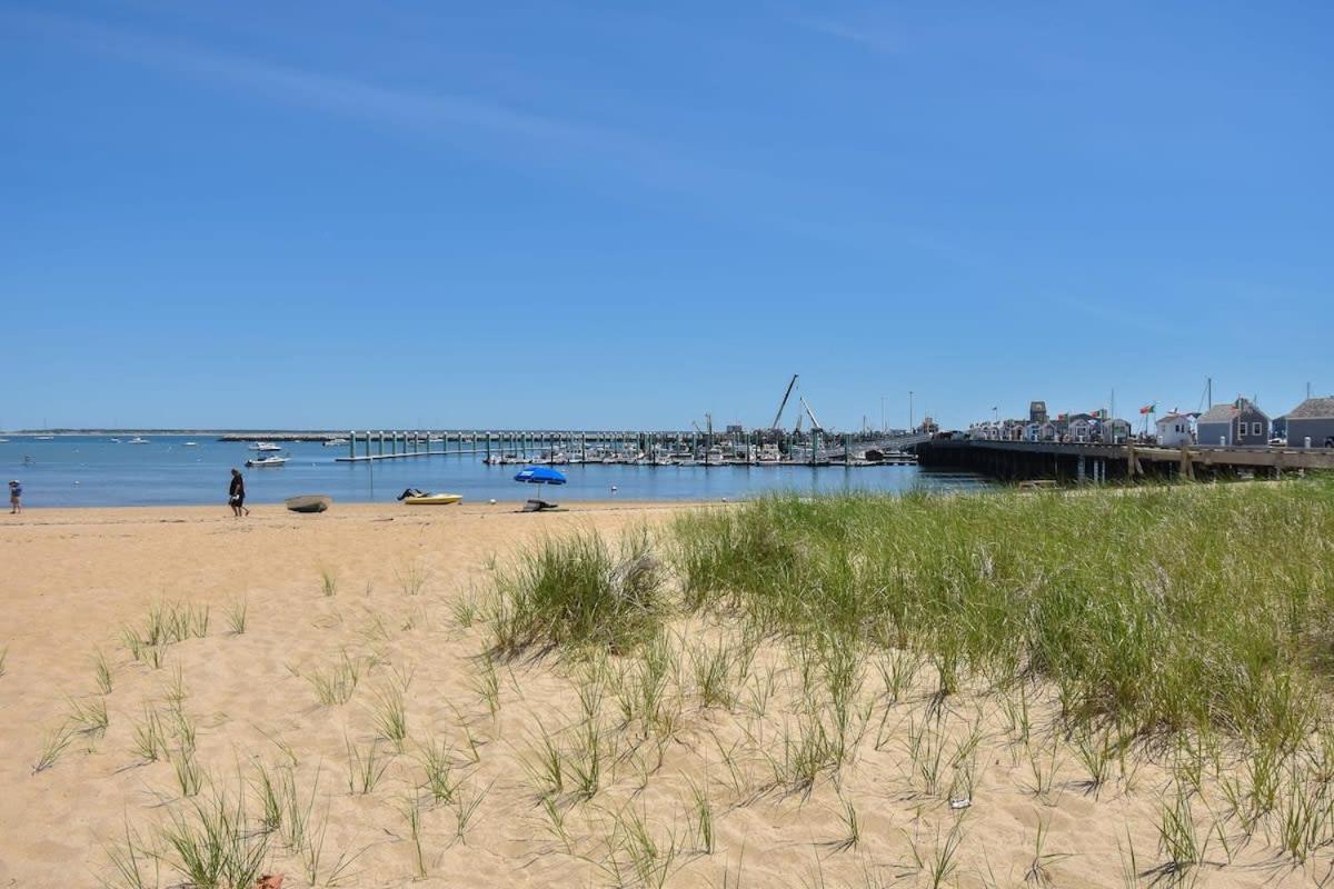 Ferienwohnung Center Of Town Steps Away Private Deck Provincetown Exterior foto