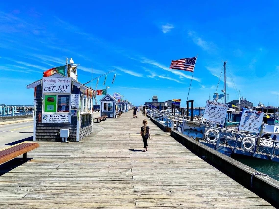 Ferienwohnung Center Of Town Steps Away Private Deck Provincetown Exterior foto